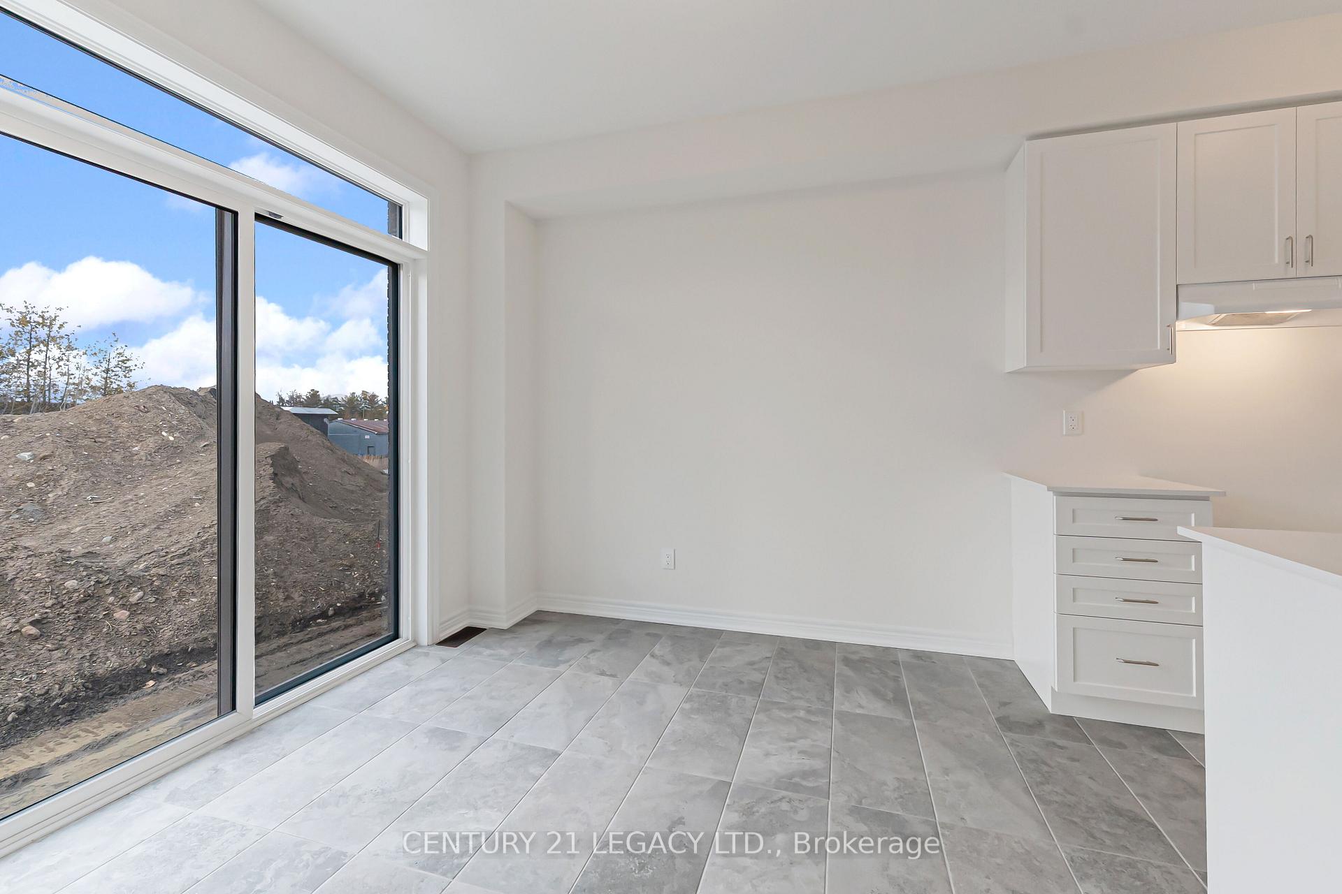 Photo 14 of 1274 Davis Loop, Innisfil, Lefroy — HOMEH