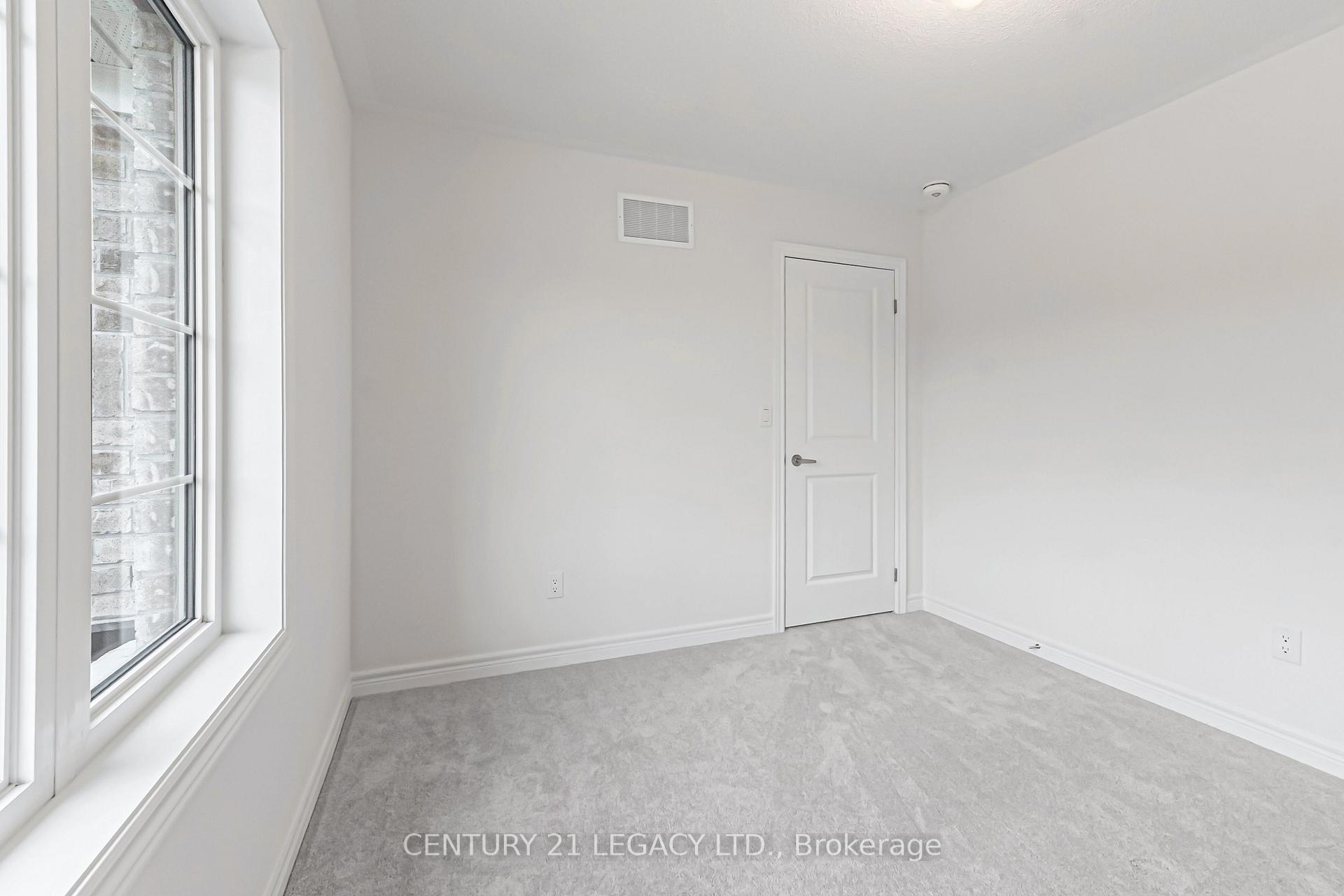 Photo 31 of 1274 Davis Loop, Innisfil, Lefroy — HOMEH