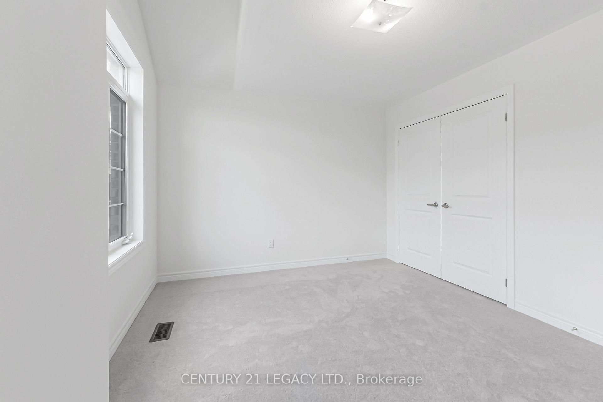 Photo 30 of 1274 Davis Loop, Innisfil, Lefroy — HOMEH