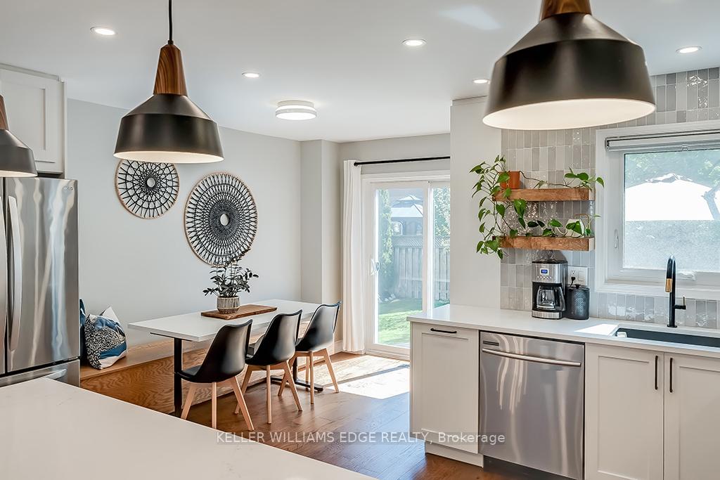 Photo 22 of 58 Laurendale Avenue, Hamilton, Waterdown — HOMEH