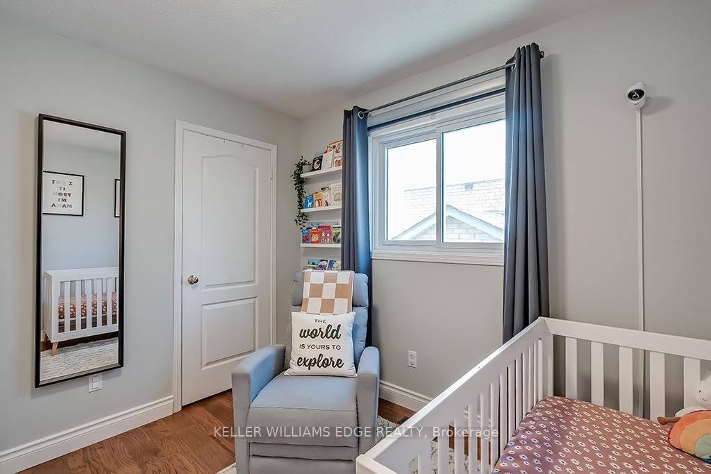 Photo 19 of 58 Laurendale Avenue, Hamilton, Waterdown — HOMEH