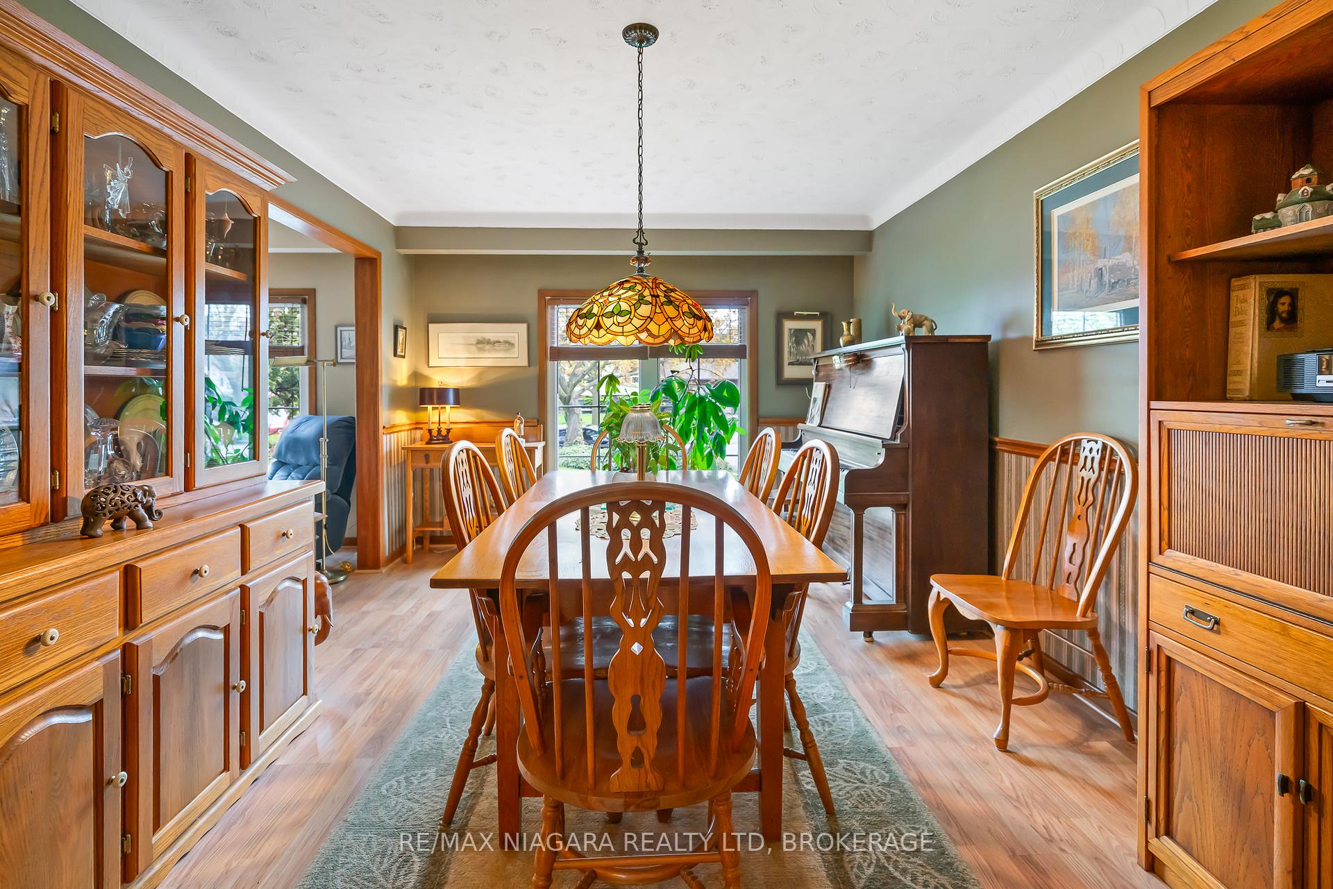Photo 21 of 9 Shoreline Drive, St. Catharines, Lakeshore — HOMEH