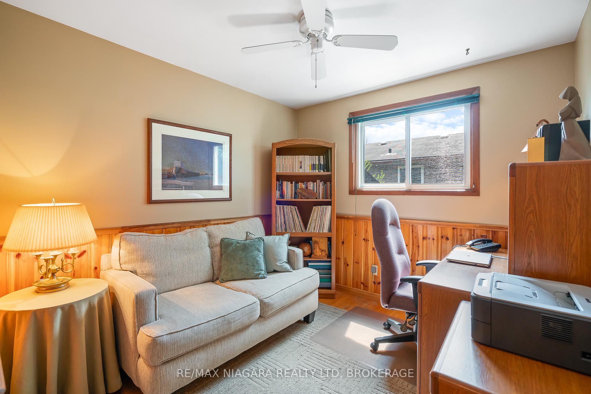 Photo 5 of 9 Shoreline Drive, St. Catharines, Lakeshore — HOMEH