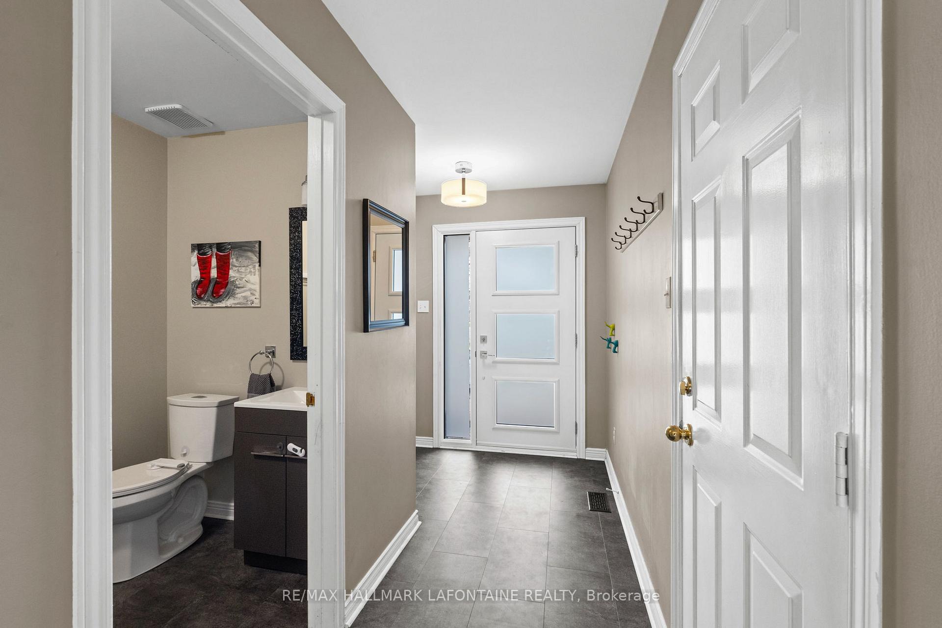Photo 16 of 23 Kathleen Crescent, Ottawa, Stittsville (Central) — HOMEH