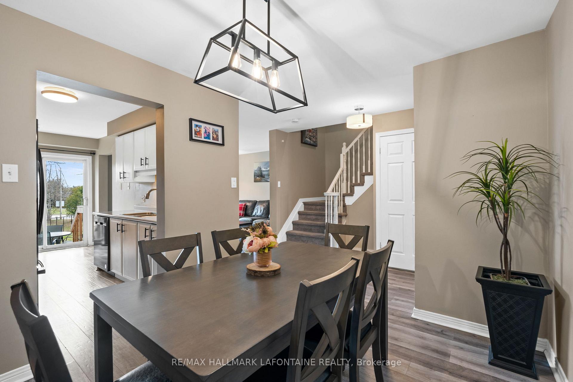 Photo 28 of 23 Kathleen Crescent, Ottawa, Stittsville (Central) — HOMEH