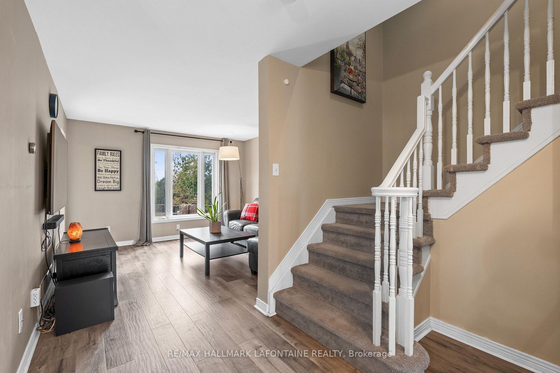 Photo 14 of 23 Kathleen Crescent, Ottawa, Stittsville (Central) — HOMEH