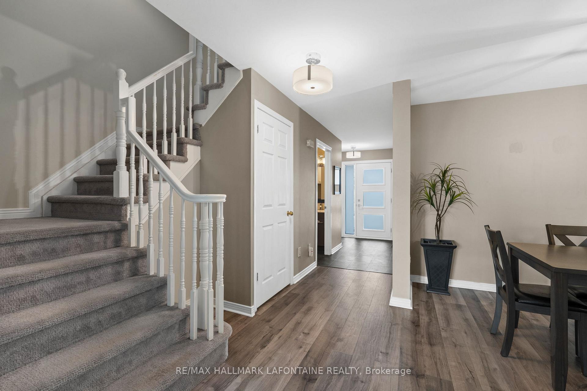 Photo 11 of 23 Kathleen Crescent, Ottawa, Stittsville (Central) — HOMEH