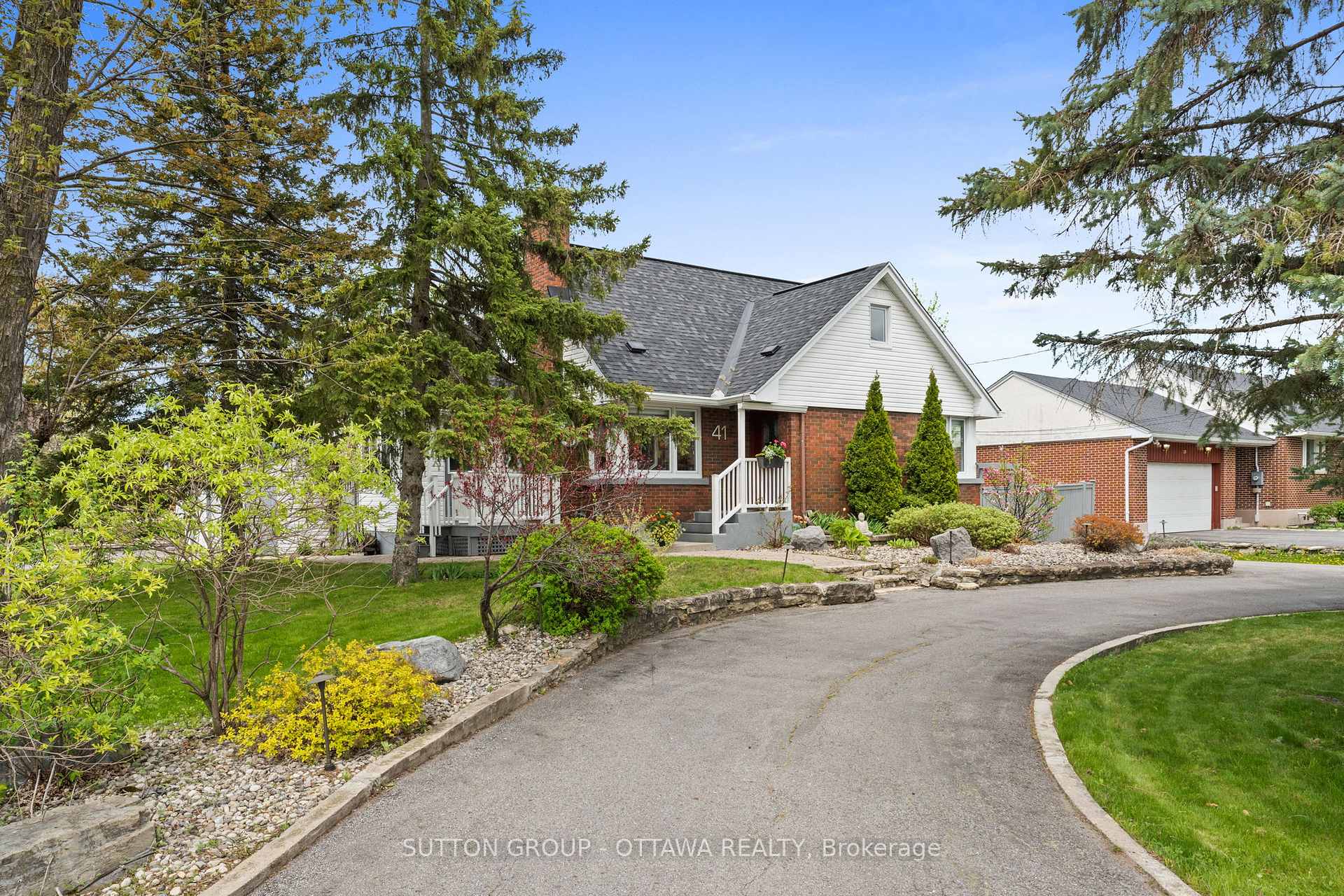 Photo 1 of 41 Argue Drive E, Ottawa, Borden Farm/Stewart Farm/Carleton Heights/Parkwood Hills — HOMEH