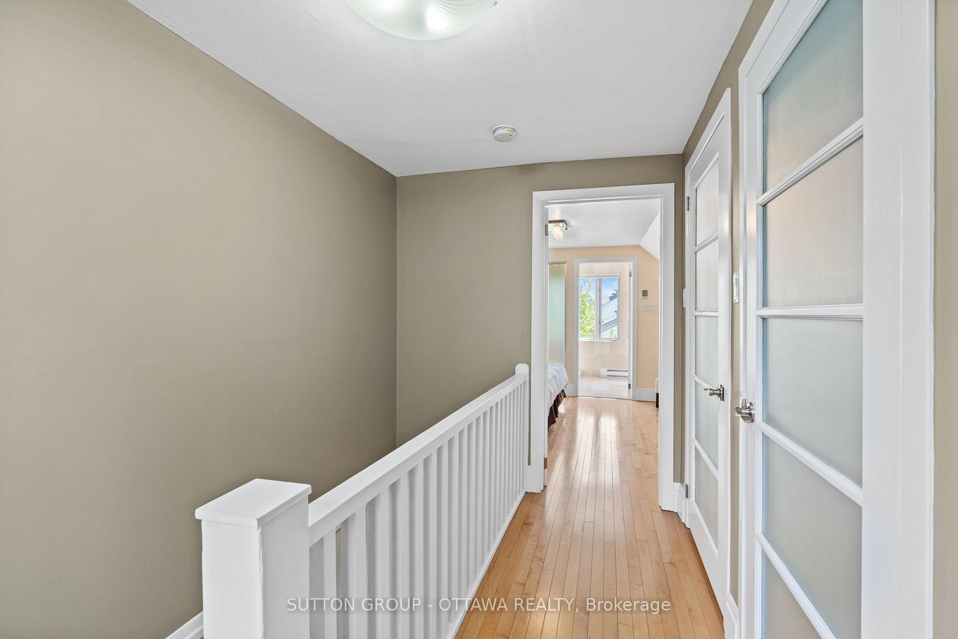 Photo 21 of 41 Argue Drive E, Ottawa, Borden Farm/Stewart Farm/Carleton Heights/Parkwood Hills — HOMEH