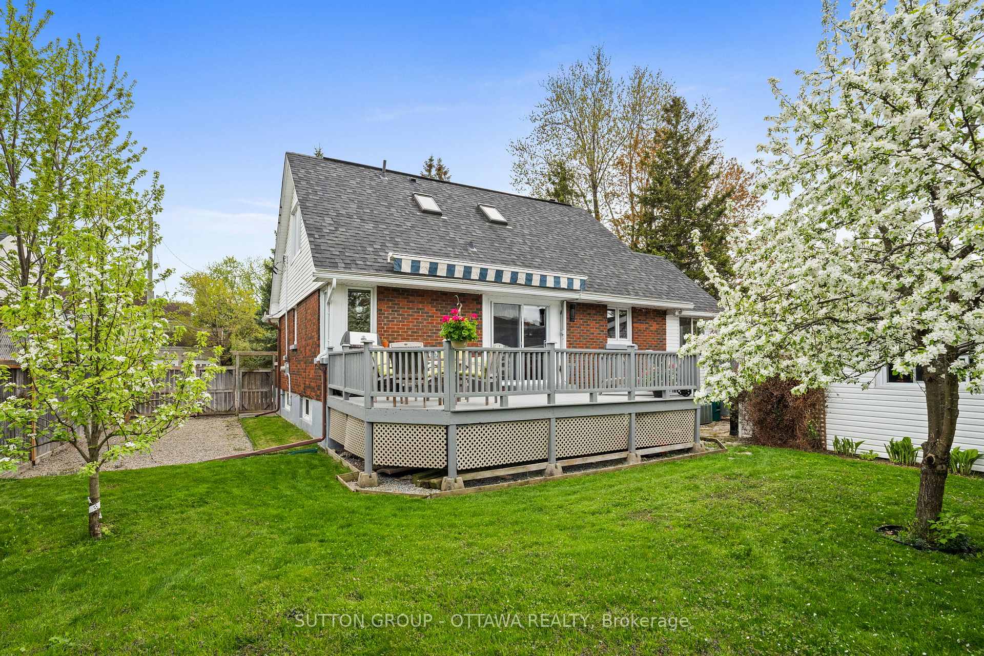Photo 42 of 41 Argue Drive E, Ottawa, Borden Farm/Stewart Farm/Carleton Heights/Parkwood Hills — HOMEH