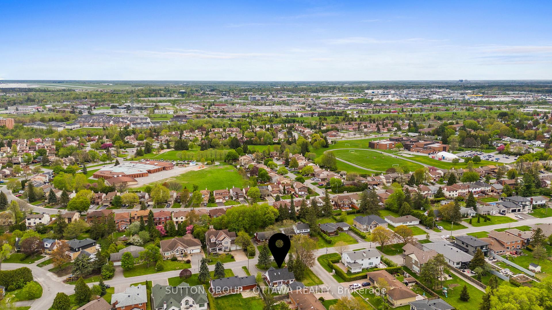 Photo 31 of 41 Argue Drive E, Ottawa, Borden Farm/Stewart Farm/Carleton Heights/Parkwood Hills — HOMEH
