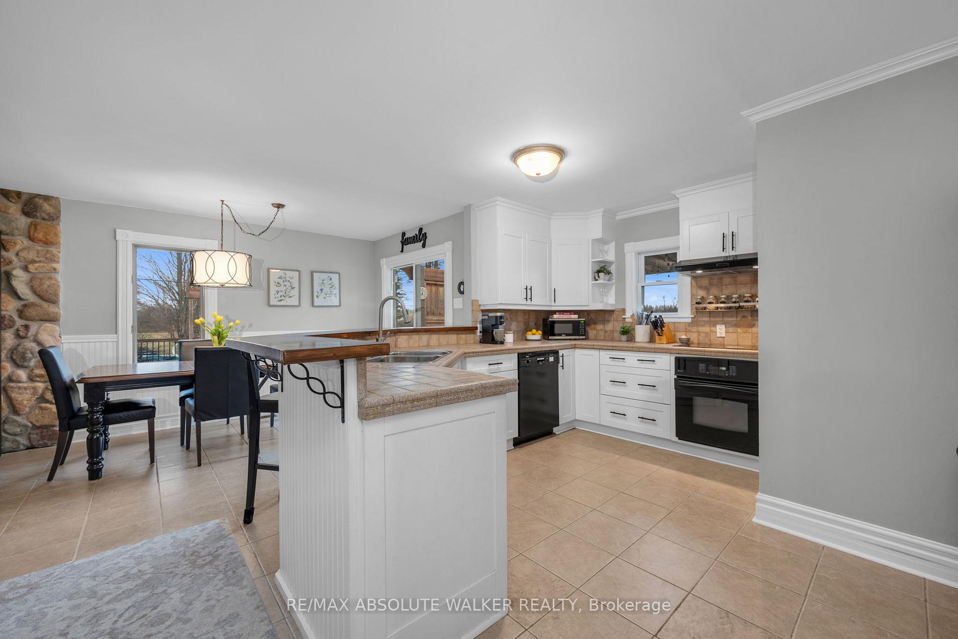 Photo 7 of 3062 Joys Road, Ottawa, Btwn Franktown Rd. & Fallowfield Rd. — HOMEH