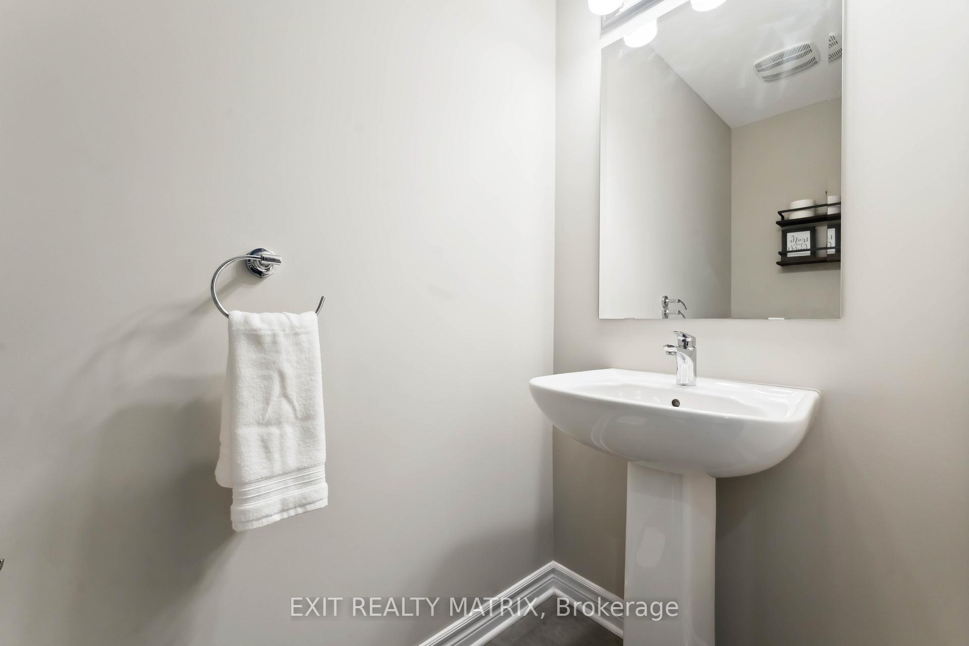Photo 14 of 692 Decoeur Drive, Ottawa, Avalon West — HOMEH