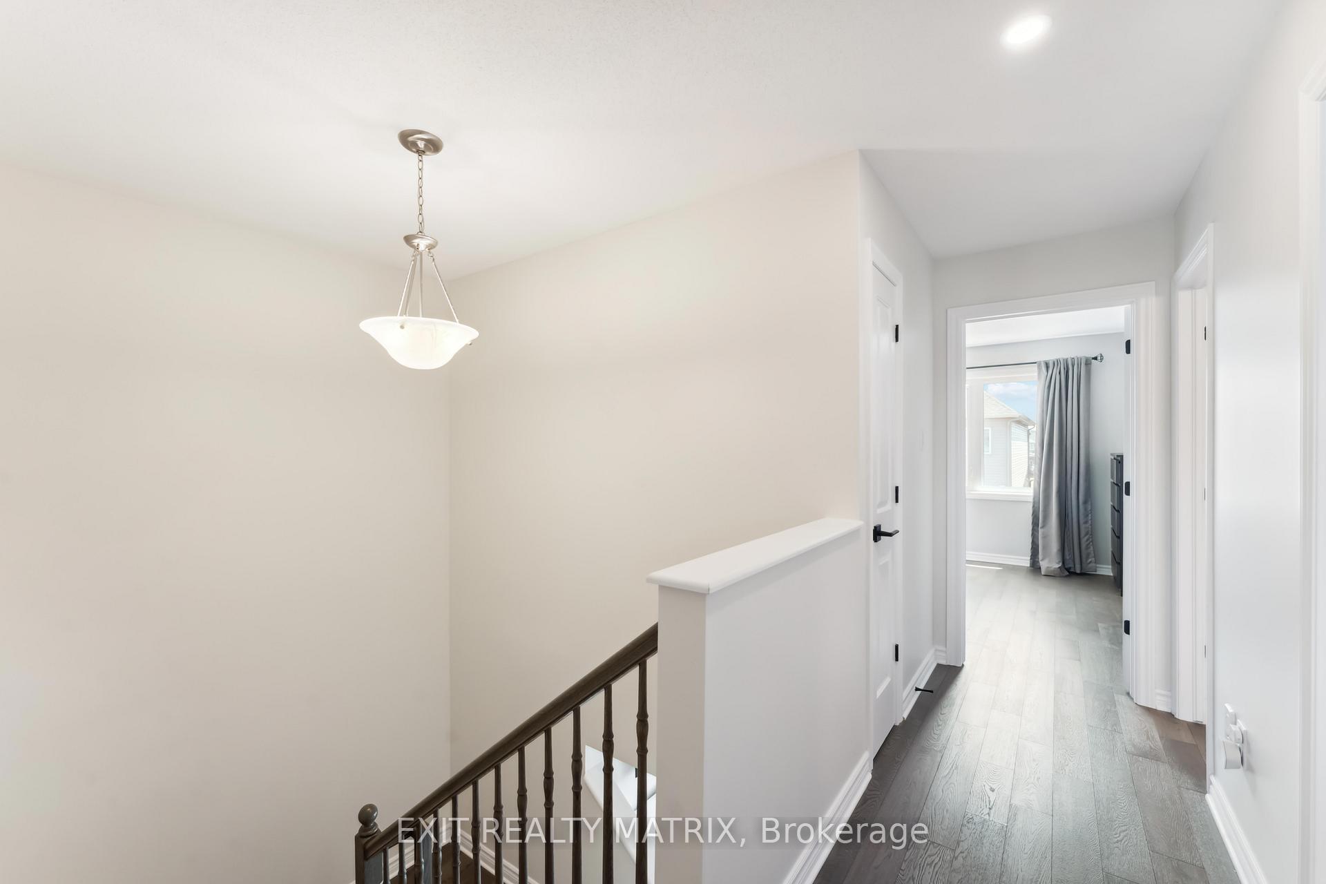 Photo 30 of 692 Decoeur Drive, Ottawa, Avalon West — HOMEH