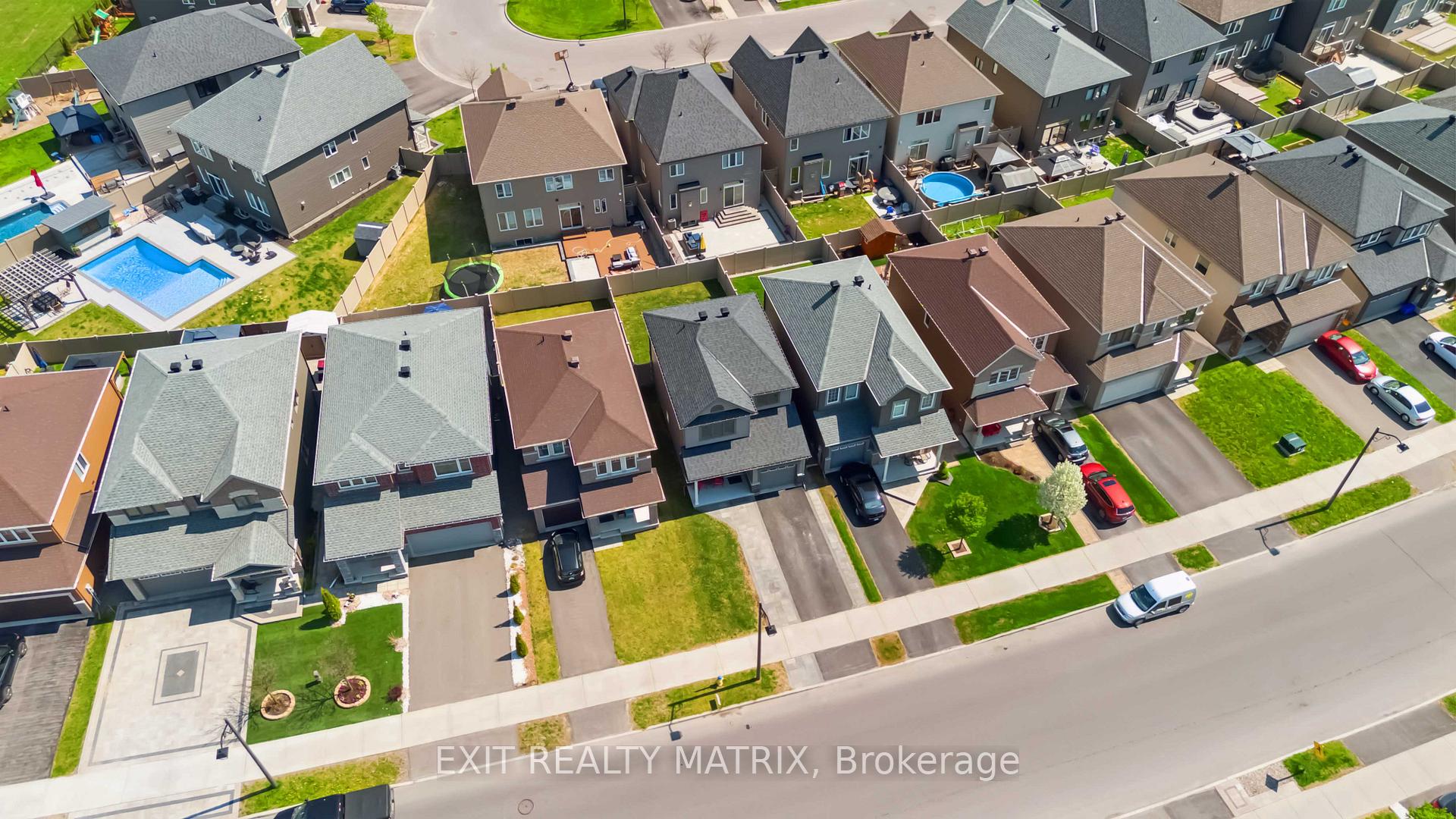 Photo 47 of 692 Decoeur Drive, Ottawa, Avalon West — HOMEH