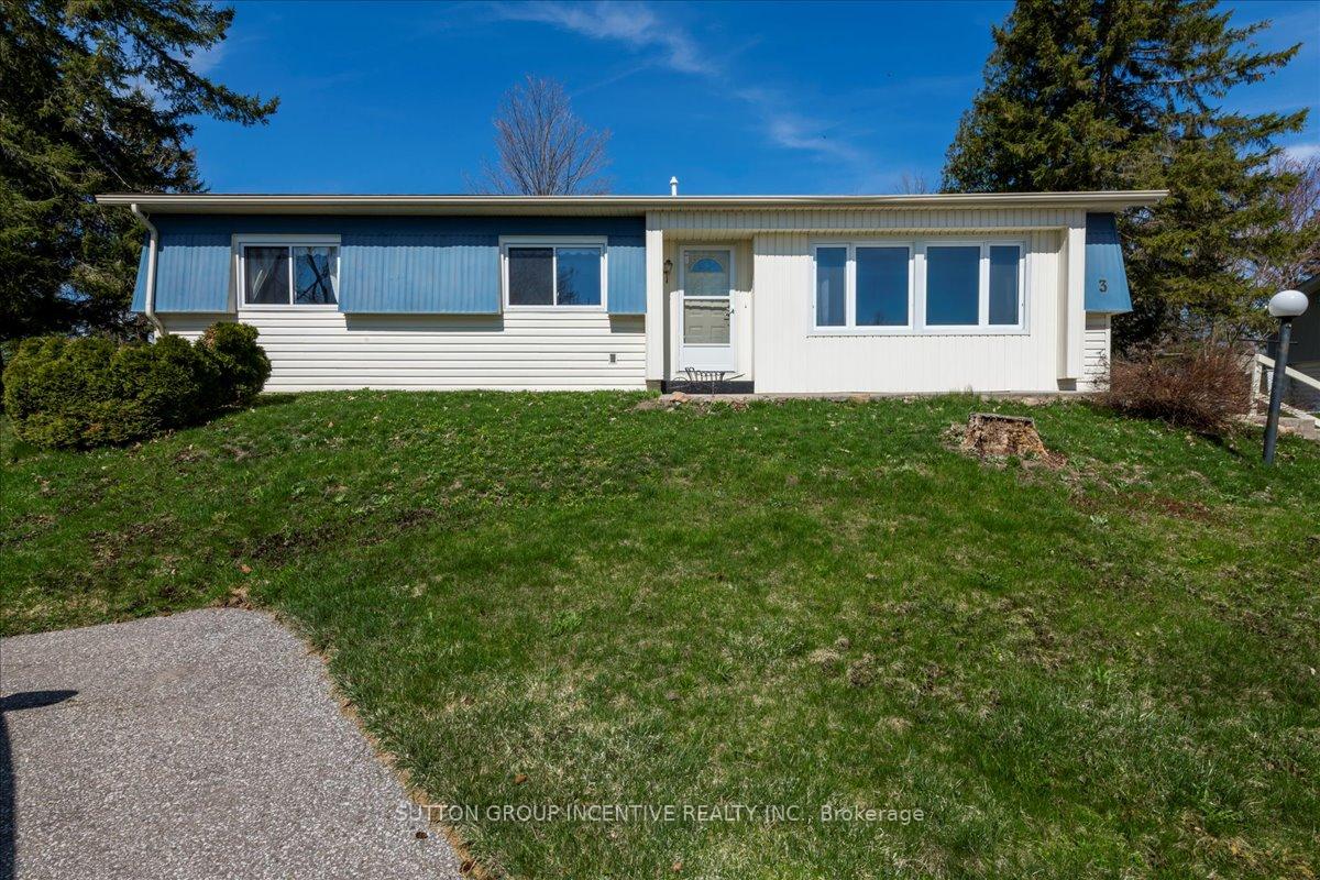 Photo 3 of 3 Aspen Court, Innisfil, Rural Innisfil — HOMEH