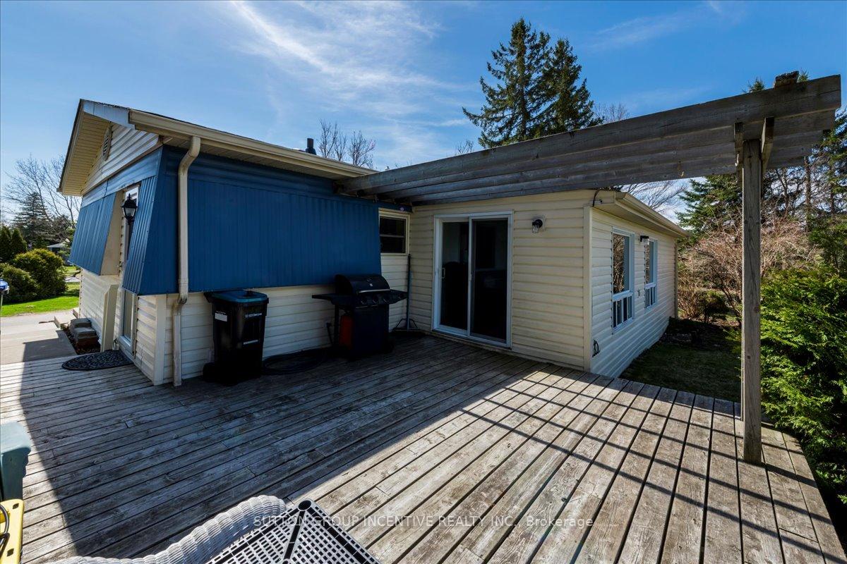 Photo 14 of 3 Aspen Court, Innisfil, Rural Innisfil — HOMEH