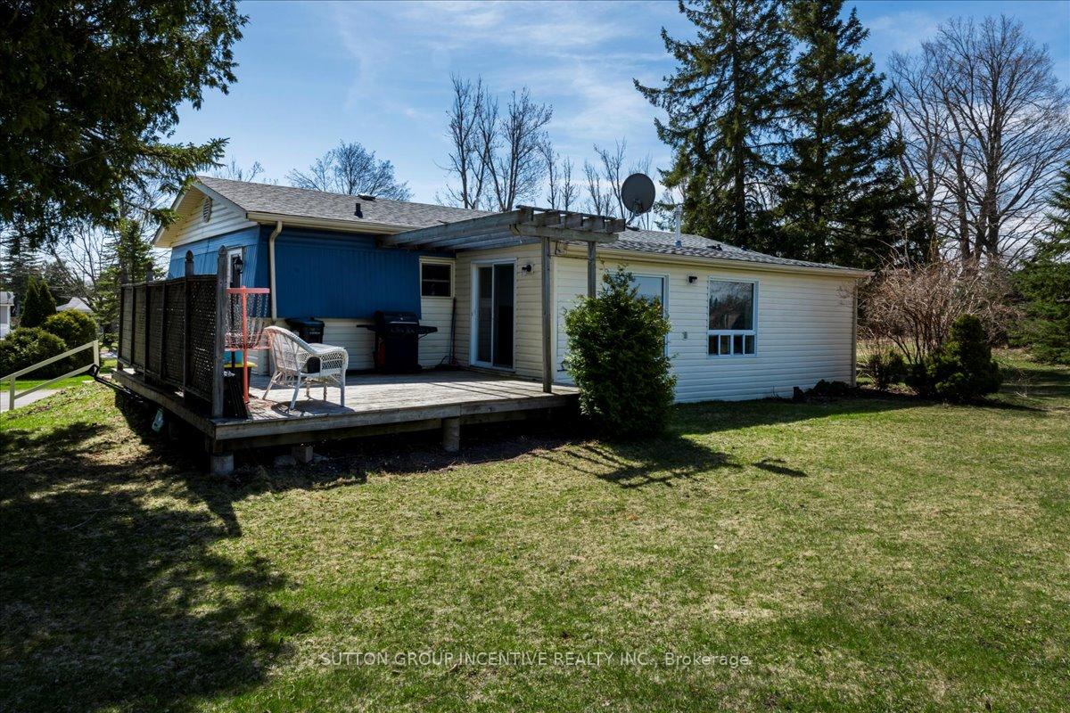 Photo 12 of 3 Aspen Court, Innisfil, Rural Innisfil — HOMEH