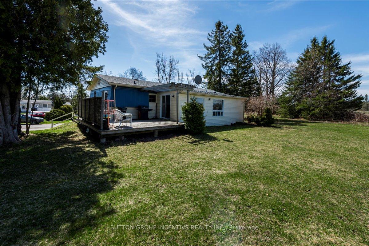 Photo 16 of 3 Aspen Court, Innisfil, Rural Innisfil — HOMEH