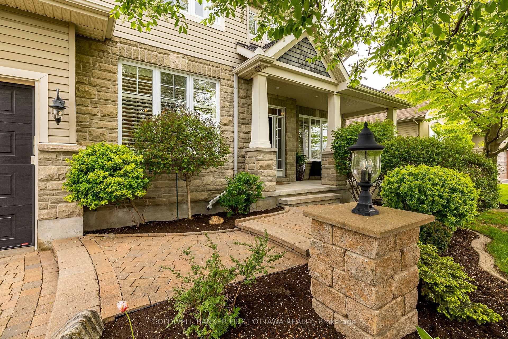 Photo 10 of 31 Baywood Drive, Ottawa, Stittsville (South) — HOMEH