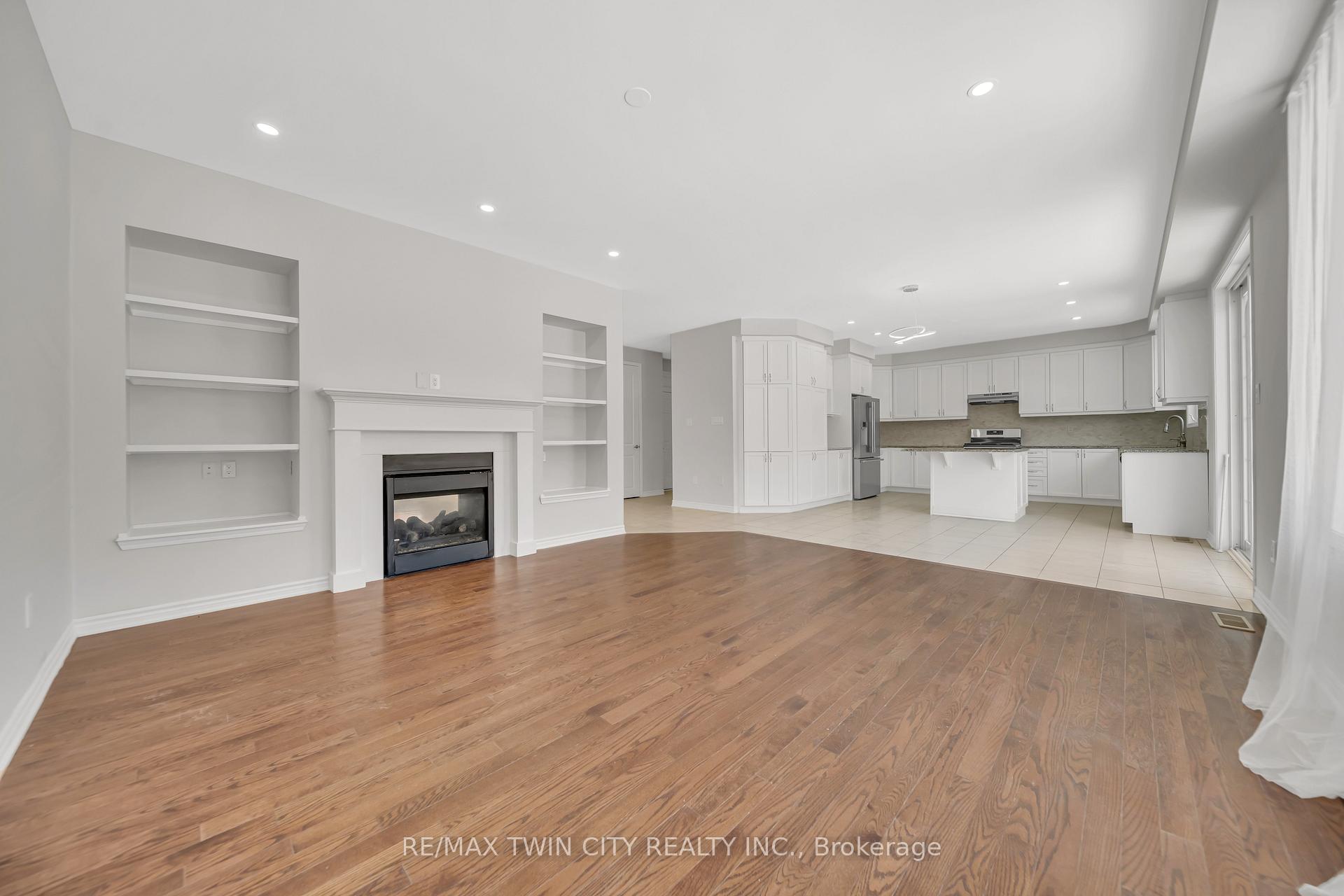 Photo 11 of 252 Shady Glen Crescent, Kitchener, Rosenburg — HOMEH