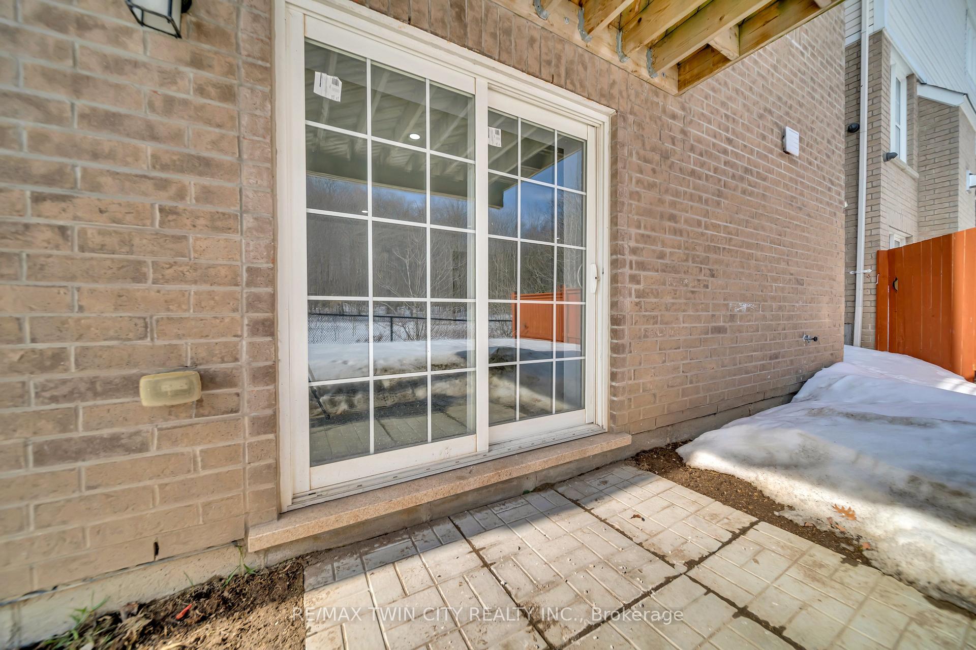 Photo 28 of 252 Shady Glen Crescent, Kitchener, Rosenburg — HOMEH