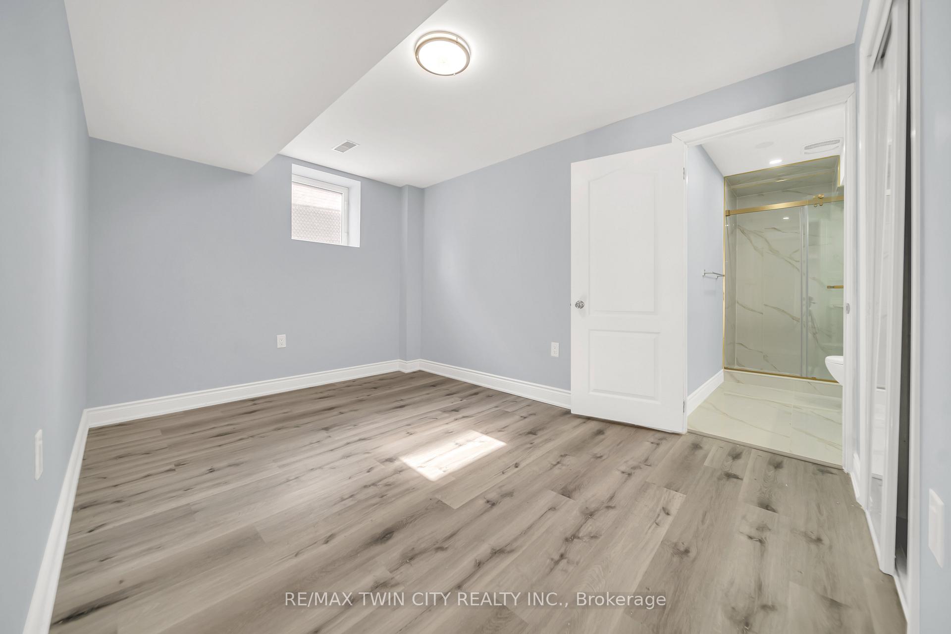Photo 36 of 252 Shady Glen Crescent, Kitchener, Rosenburg — HOMEH