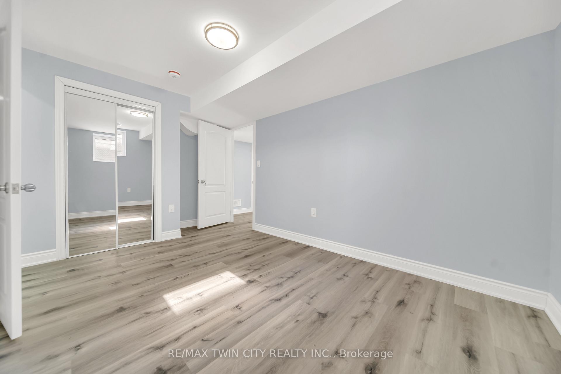 Photo 37 of 252 Shady Glen Crescent, Kitchener, Rosenburg — HOMEH