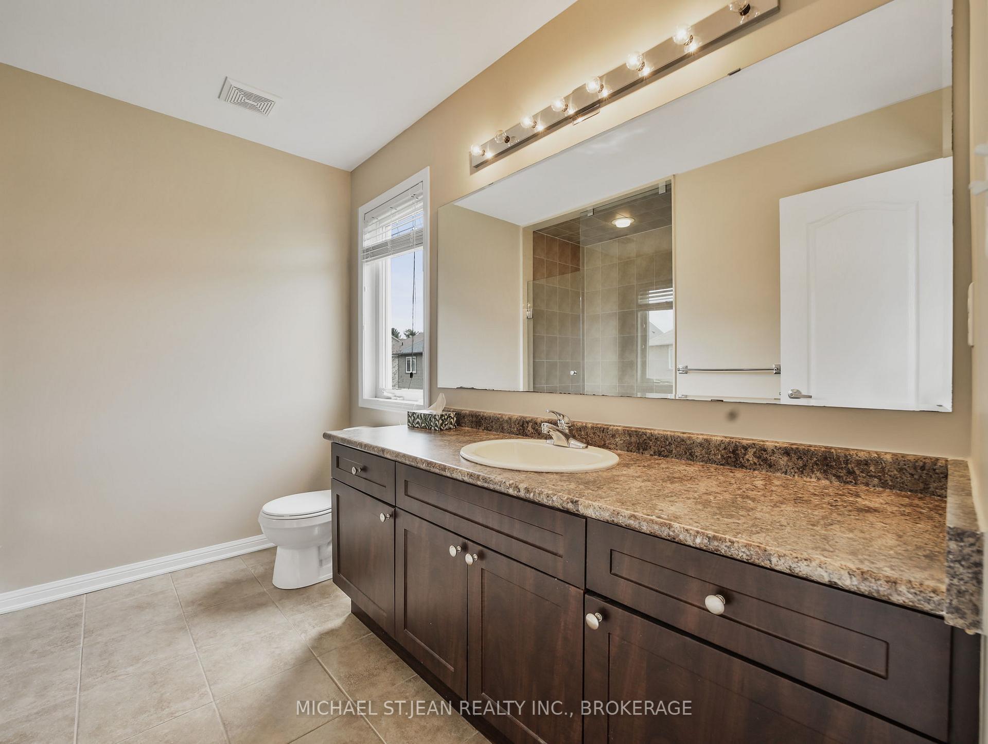 Photo 34 of 115 Emick Drive, Hamilton, Ancaster — HOMEH