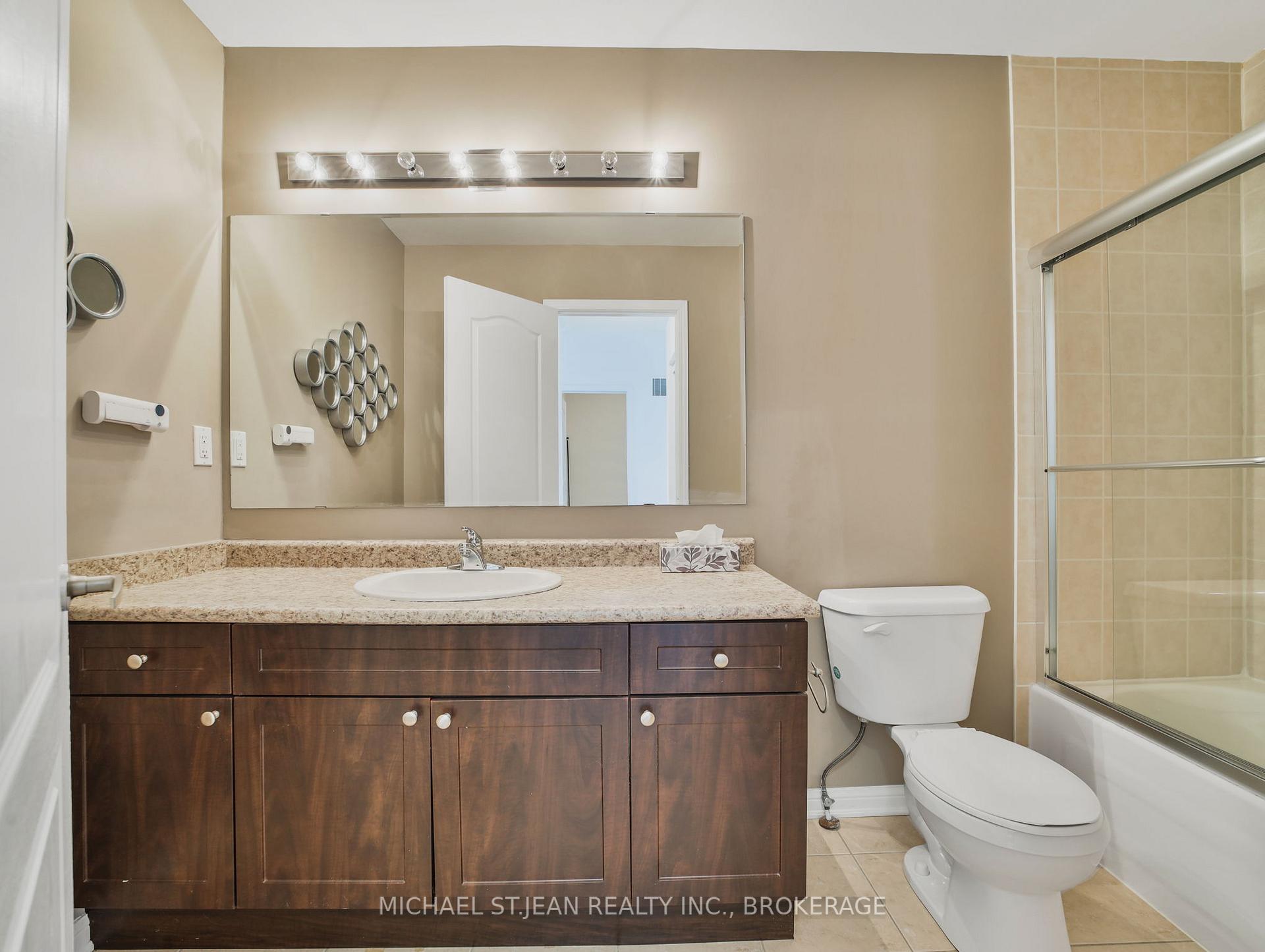 Photo 28 of 115 Emick Drive, Hamilton, Ancaster — HOMEH