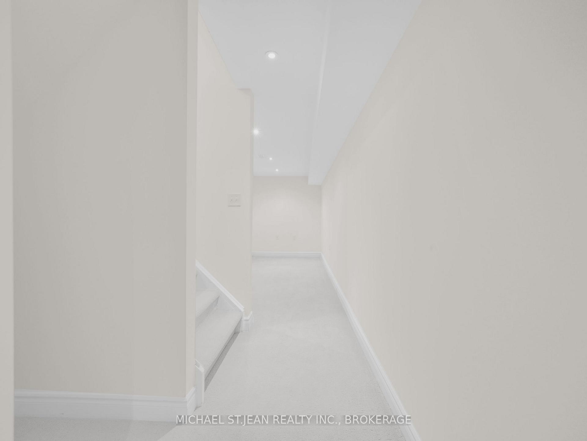 Photo 24 of 115 Emick Drive, Hamilton, Ancaster — HOMEH