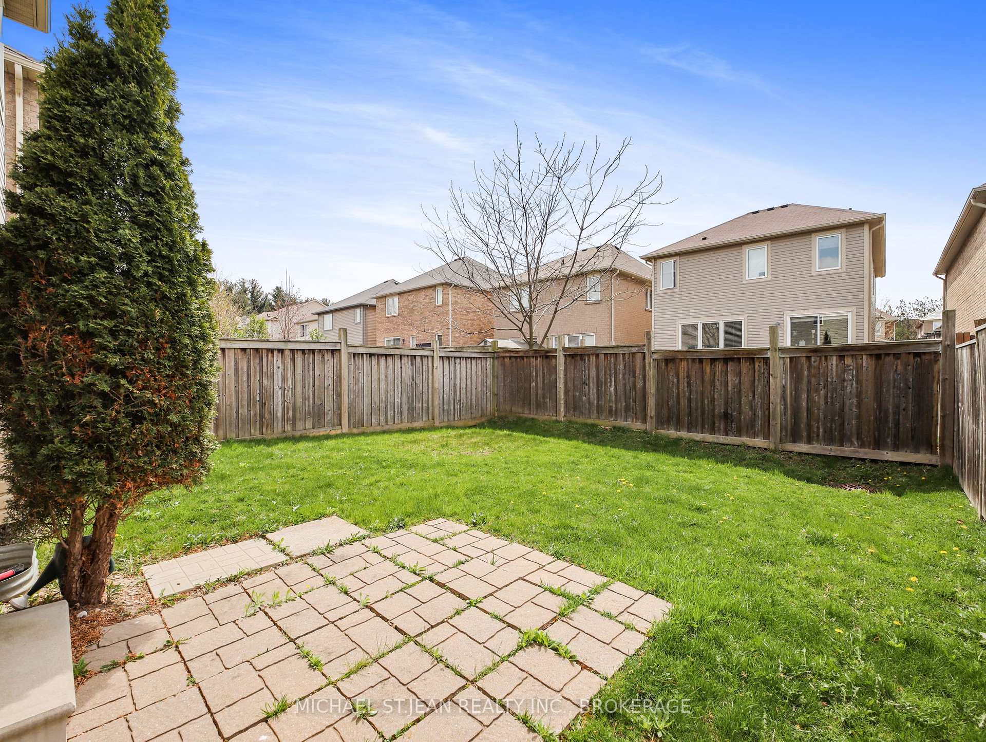 Photo 35 of 115 Emick Drive, Hamilton, Ancaster — HOMEH
