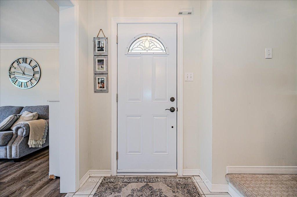 Photo 27 of 67 Harnesworth Crescent, Hamilton, Waterdown — HOMEH