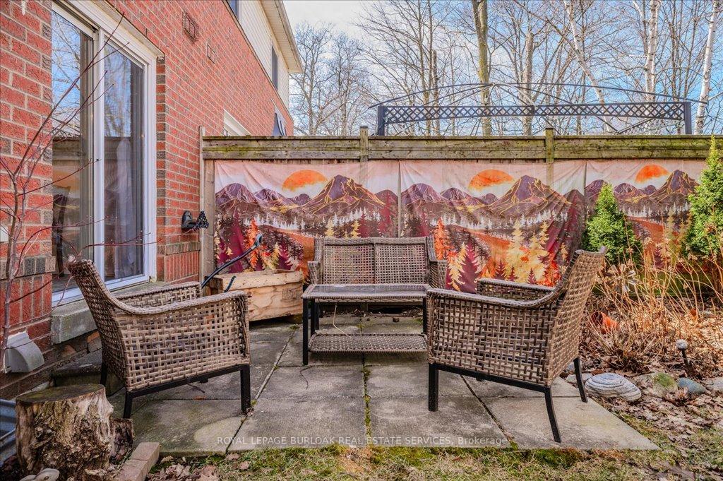 Photo 22 of 67 Harnesworth Crescent, Hamilton, Waterdown — HOMEH