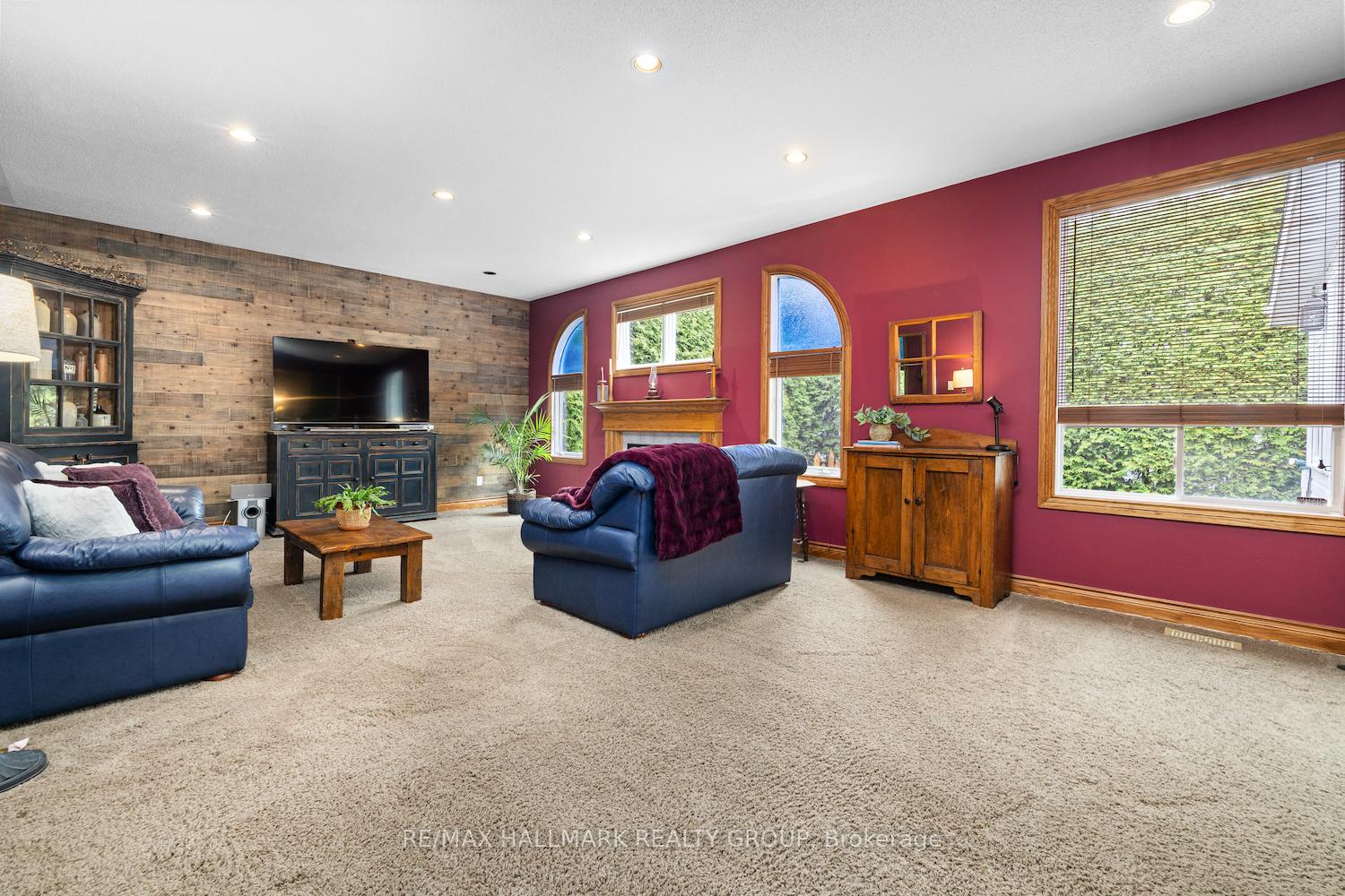 Photo 9 of 1 Crantham Crescent, Ottawa, Stittsville (Central) — HOMEH