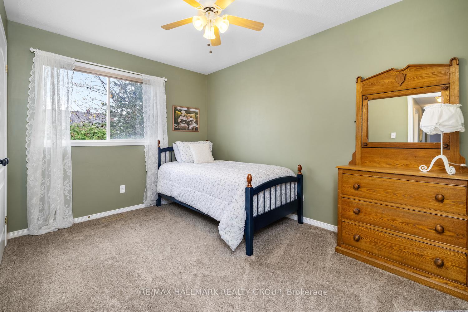 Photo 25 of 1 Crantham Crescent, Ottawa, Stittsville (Central) — HOMEH