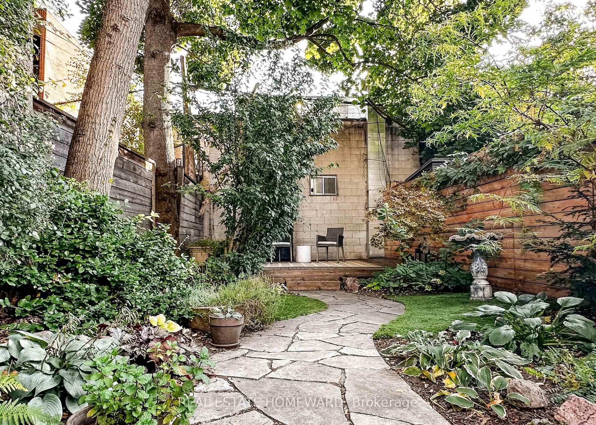 Photo 27 of 211 Hamilton Street, Toronto, South Riverdale — HOMEH