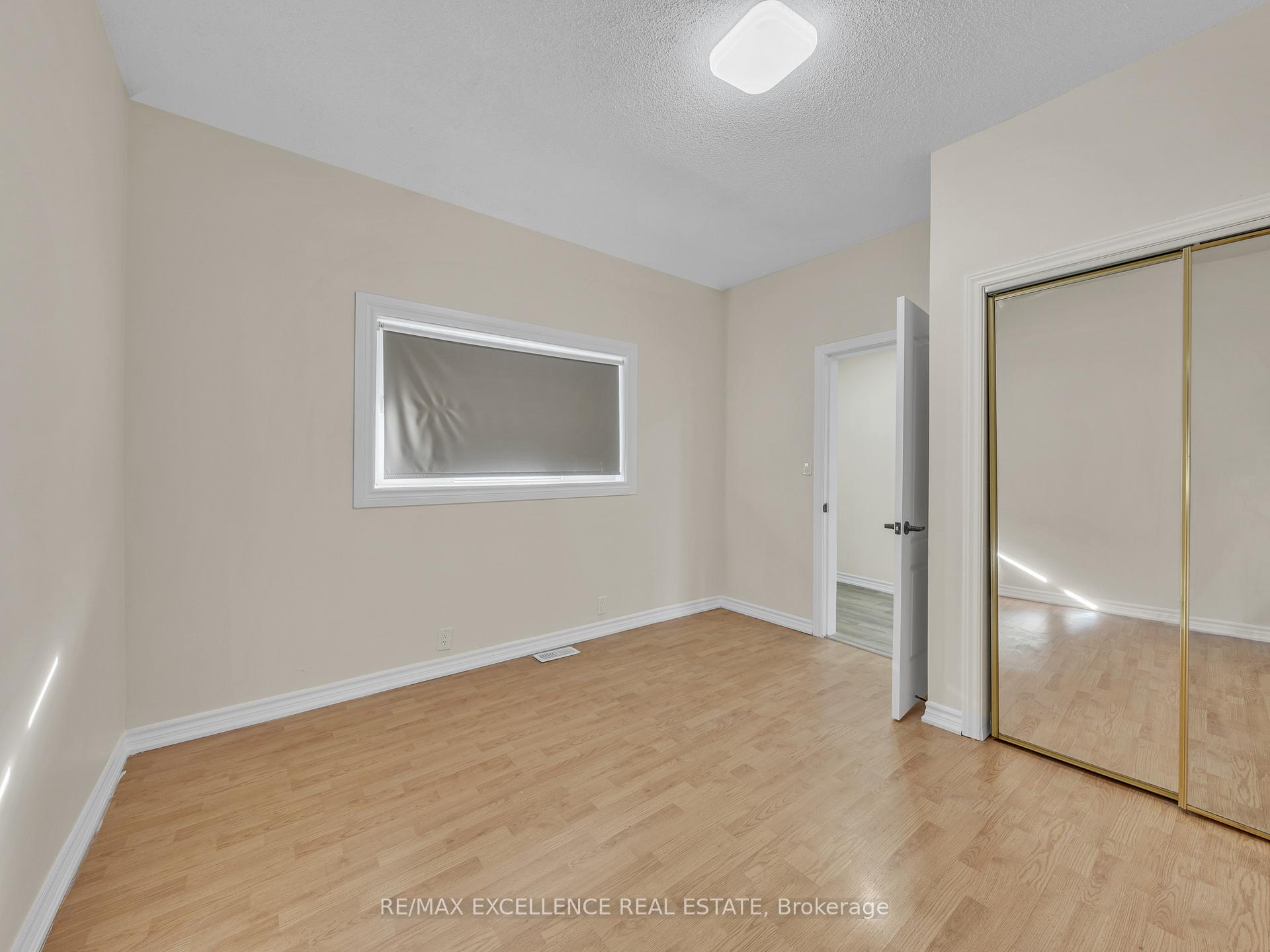 Photo 2 of 261 Cameron Avenue, Windsor — HOMEH