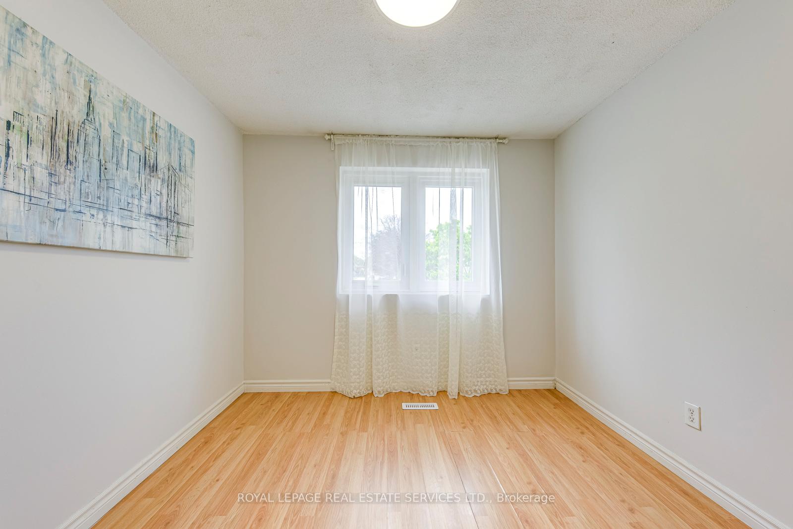 Photo 18 of 56 Golden Orchard Drive, Hamilton, Gourley — HOMEH