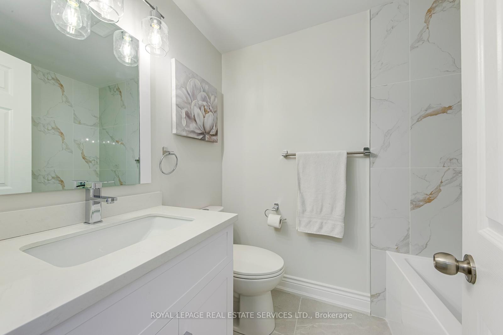 Photo 33 of 56 Golden Orchard Drive, Hamilton, Gourley — HOMEH