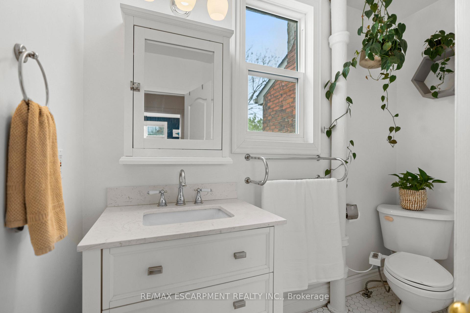 Photo 26 of 464 Herkimer Street, Hamilton, Kirkendall — HOMEH