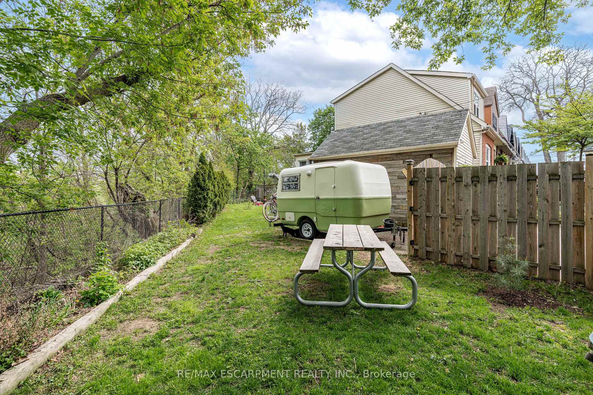 Photo 43 of 464 Herkimer Street, Hamilton, Kirkendall — HOMEH