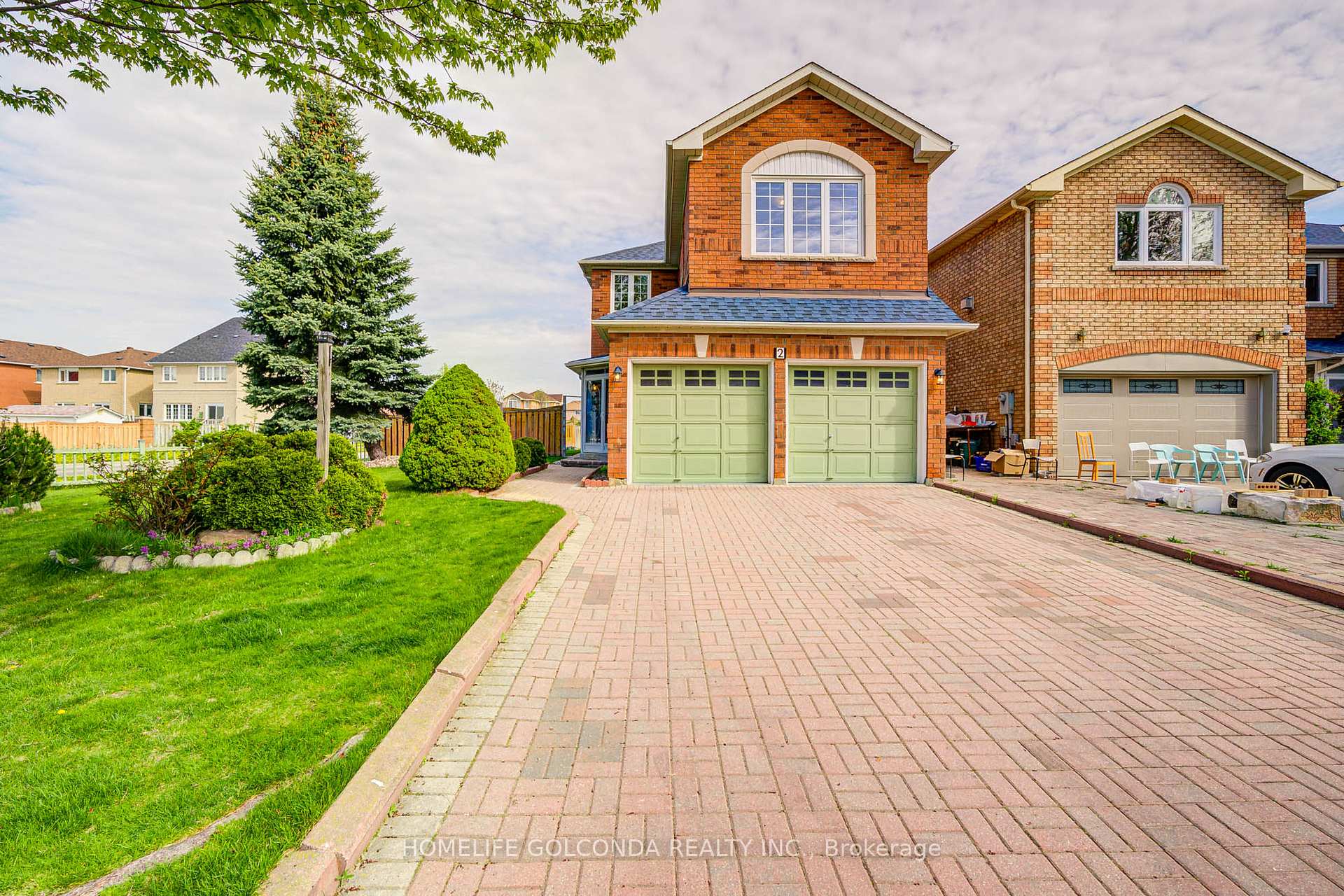 Photo 1 of 2 Eastpine Drive, Markham, Milliken Mills West — HOMEH