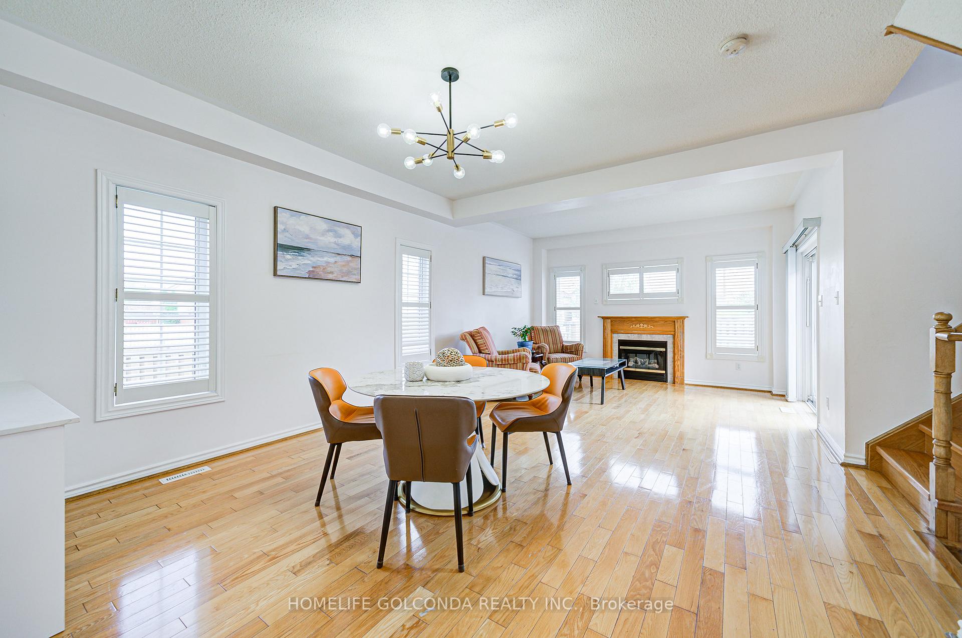 Photo 15 of 2 Eastpine Drive, Markham, Milliken Mills West — HOMEH