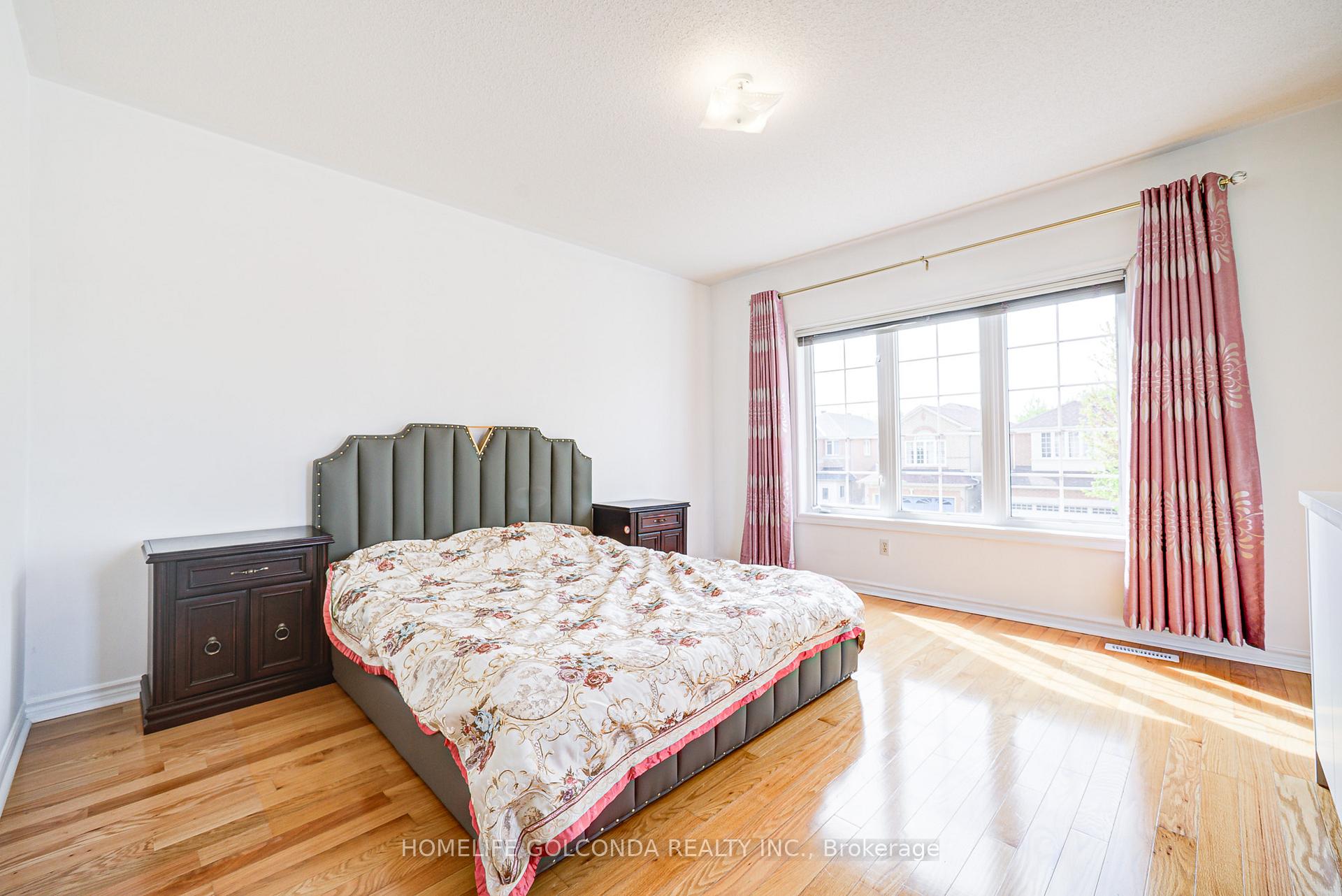 Photo 11 of 2 Eastpine Drive, Markham, Milliken Mills West — HOMEH