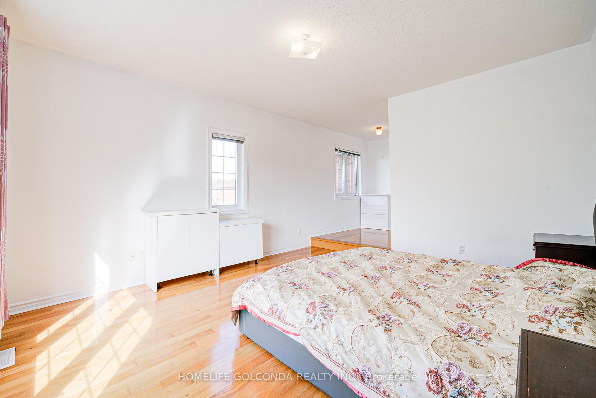 Photo 23 of 2 Eastpine Drive, Markham, Milliken Mills West — HOMEH
