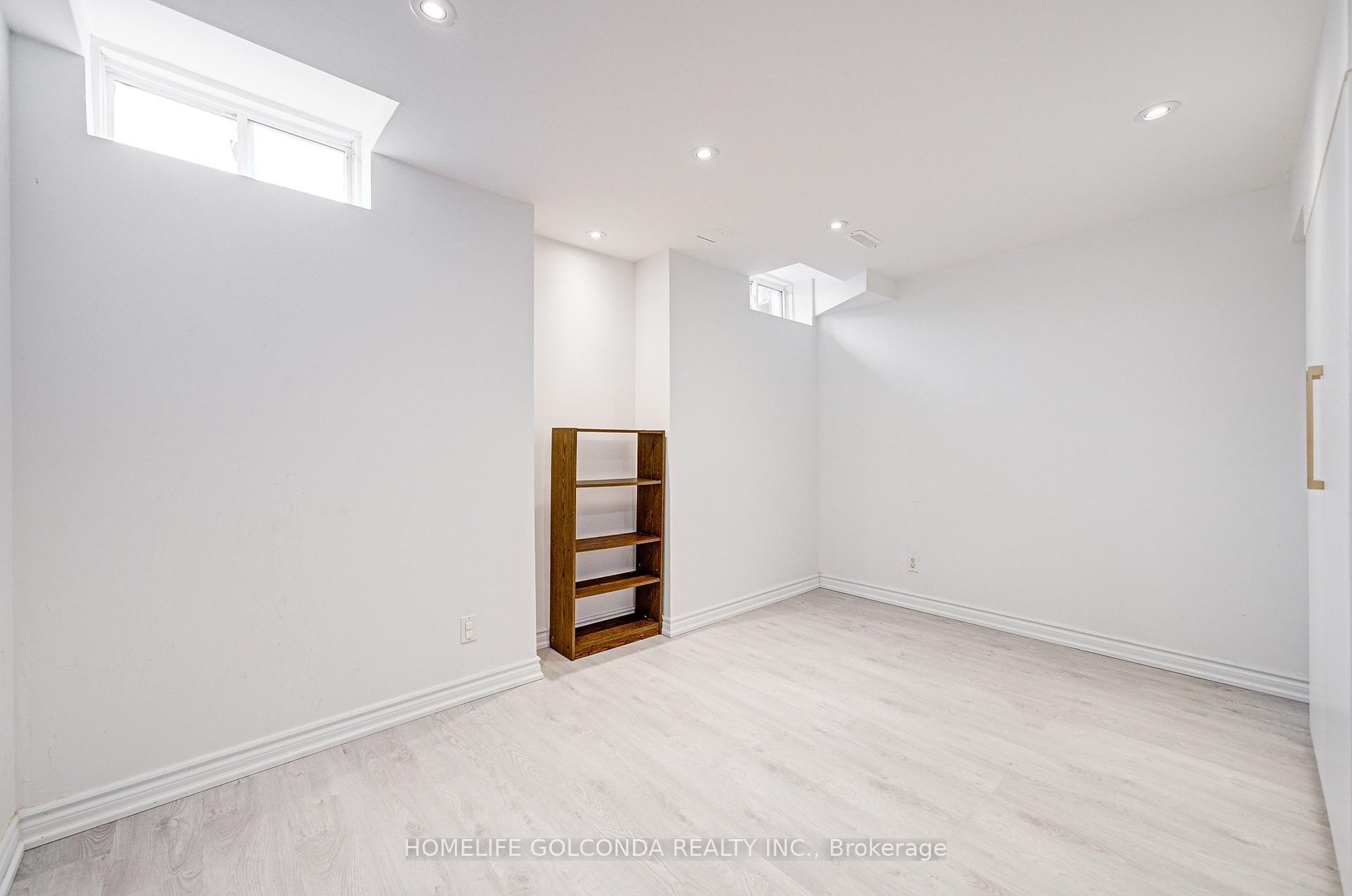 Photo 21 of 2 Eastpine Drive, Markham, Milliken Mills West — HOMEH