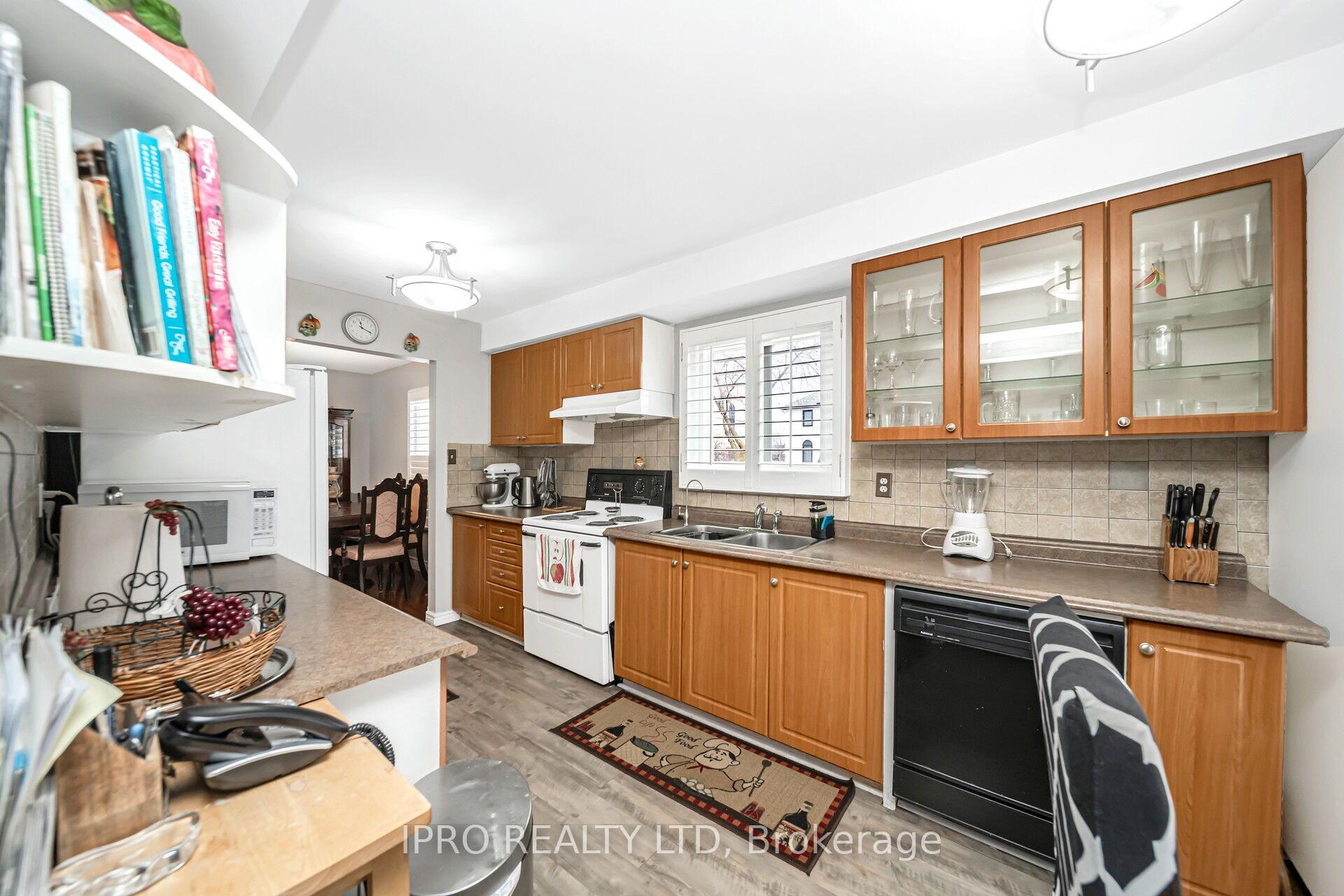 Photo 14 of 101 Timber Mill Avenue, Whitby, Williamsburg — HOMEH