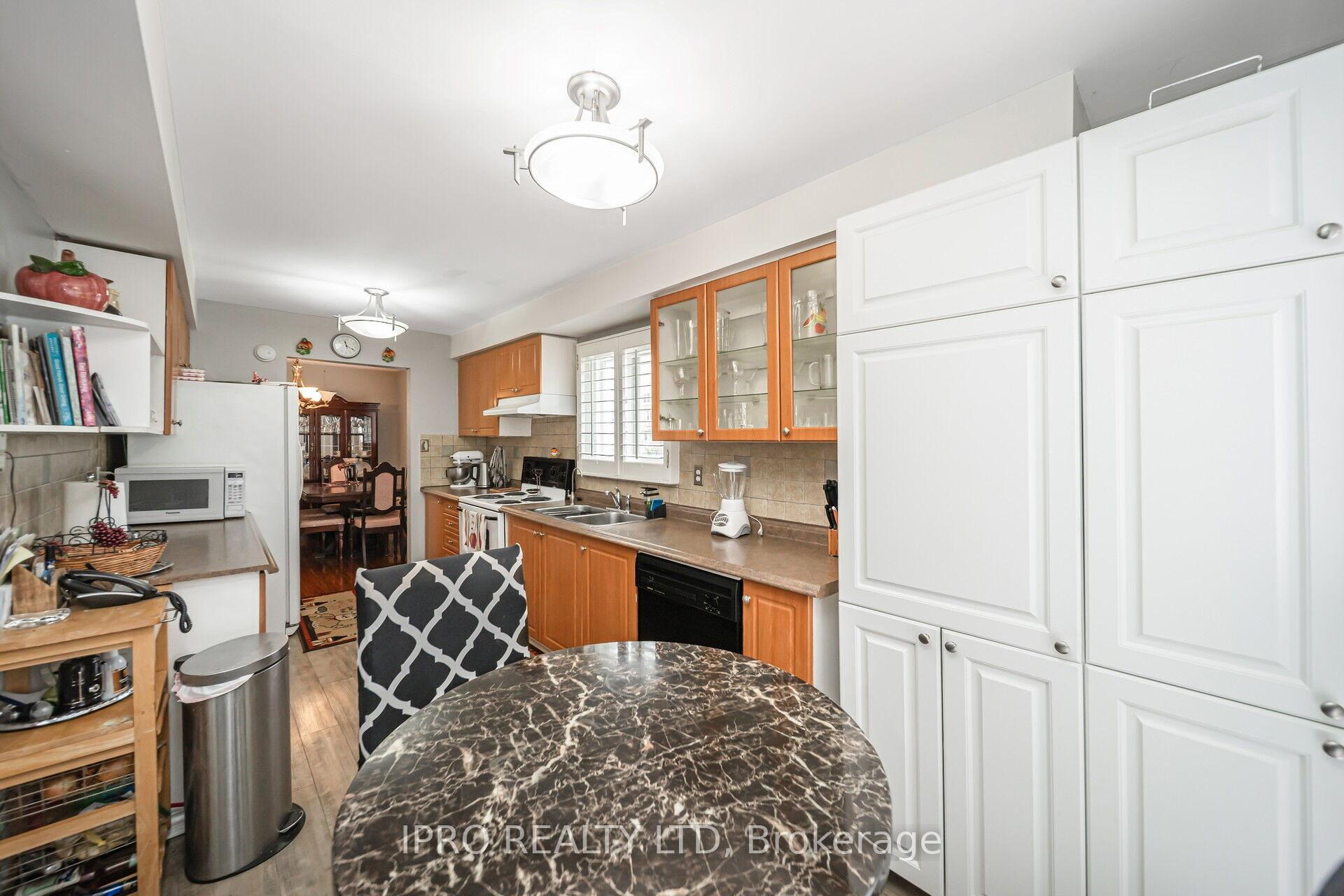 Photo 13 of 101 Timber Mill Avenue, Whitby, Williamsburg — HOMEH