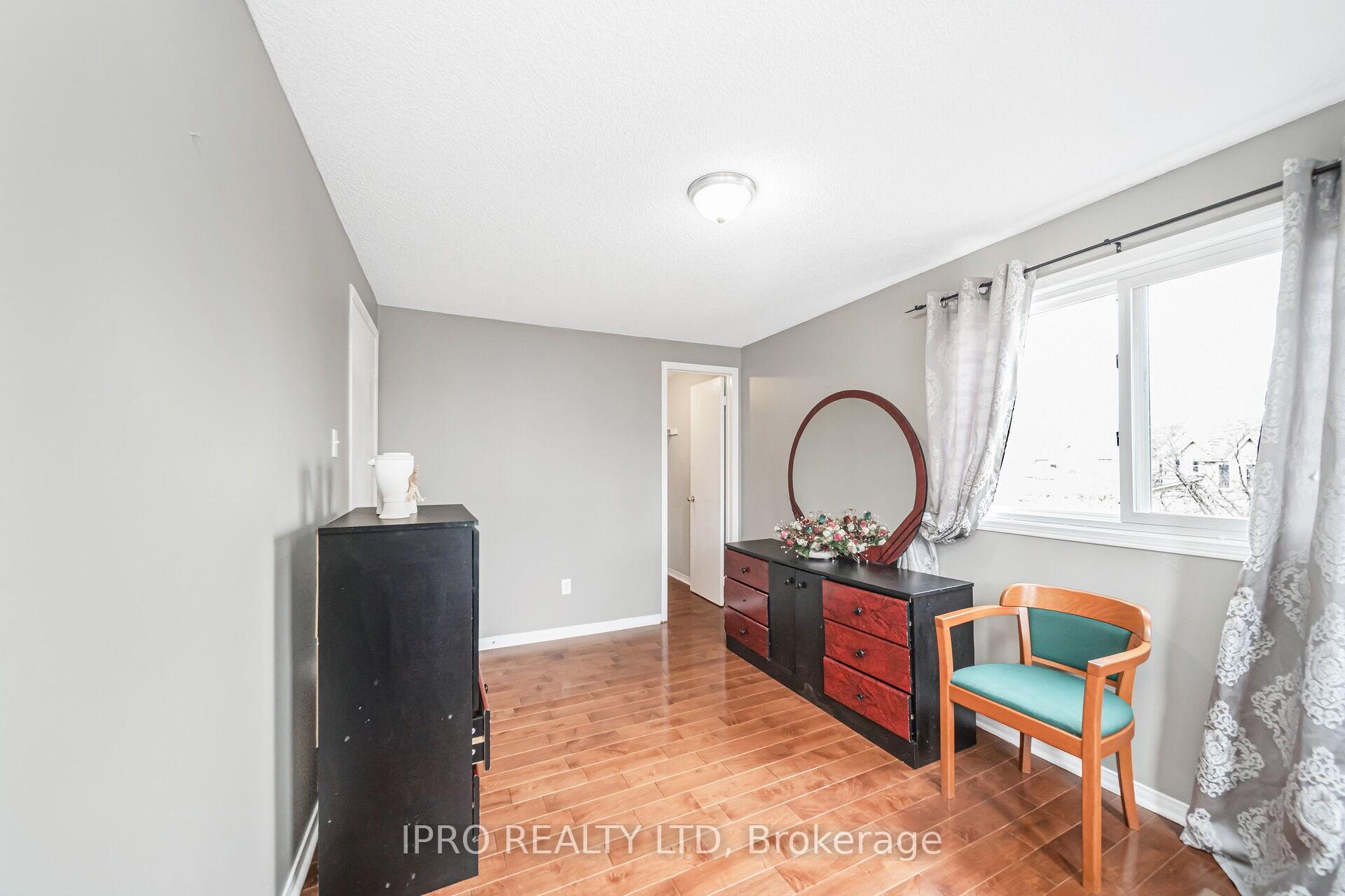 Photo 30 of 101 Timber Mill Avenue, Whitby, Williamsburg — HOMEH